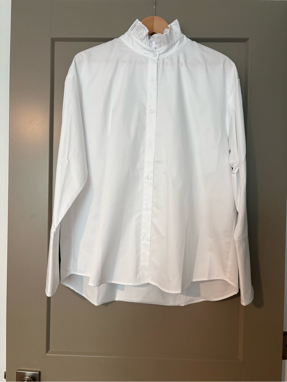 Heidi Houston White Ruffle Long Sleeved Shirt NWT